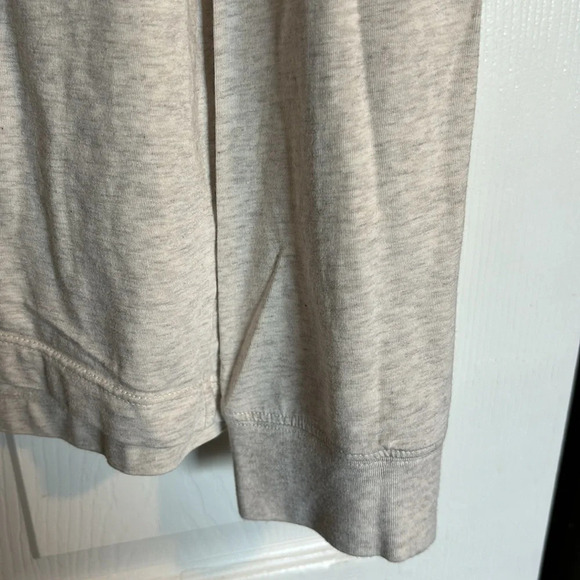 Fabletics men’s gray long sleeve performance t-shirt size XL - Picture 5 of 7